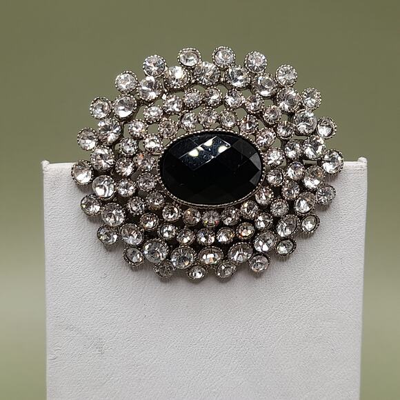Vintage Monet Clear Black Rhinestone Oval Brooch, 1980s, 1 5/8 Inch - Picture 10 of 13